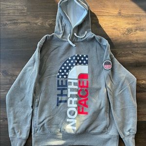 The North Face | USA Hoodie | Mens Large